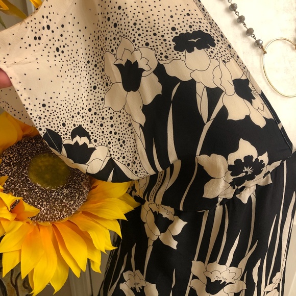 Warehouse London black and cream flutter shirt 4 - Picture 3 of 7